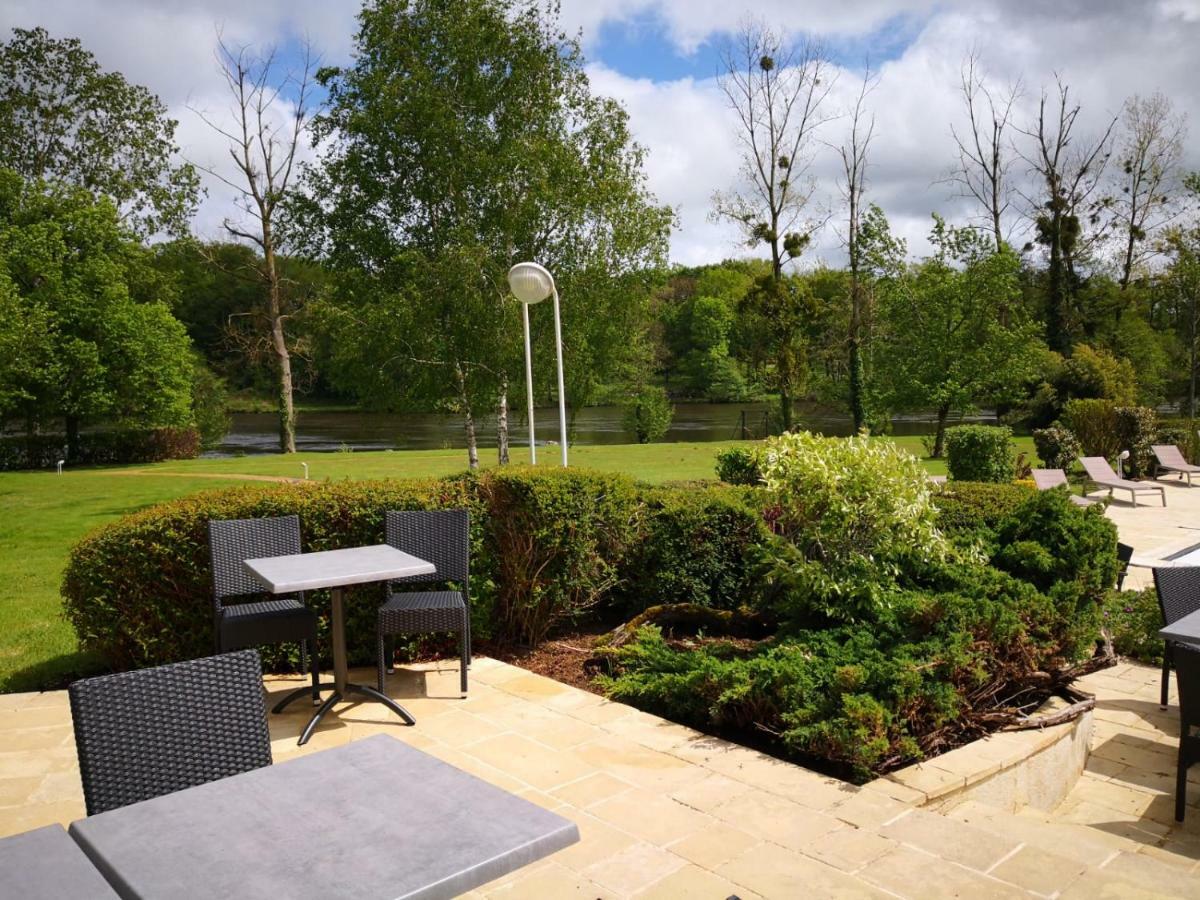 Logis Hotel Val De Vienne Le Vigeant Bagian luar foto